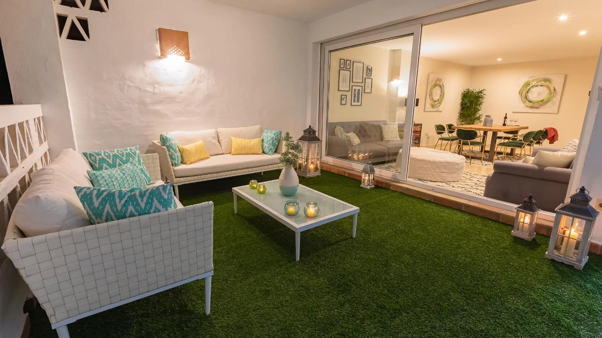 Vacation Marbella I Las Canas Beachfront Haven, Sea View, Jacuzzi, Golden Mile, Duplex Penthouse, 24-7 Security 아파트 0*,  스페인