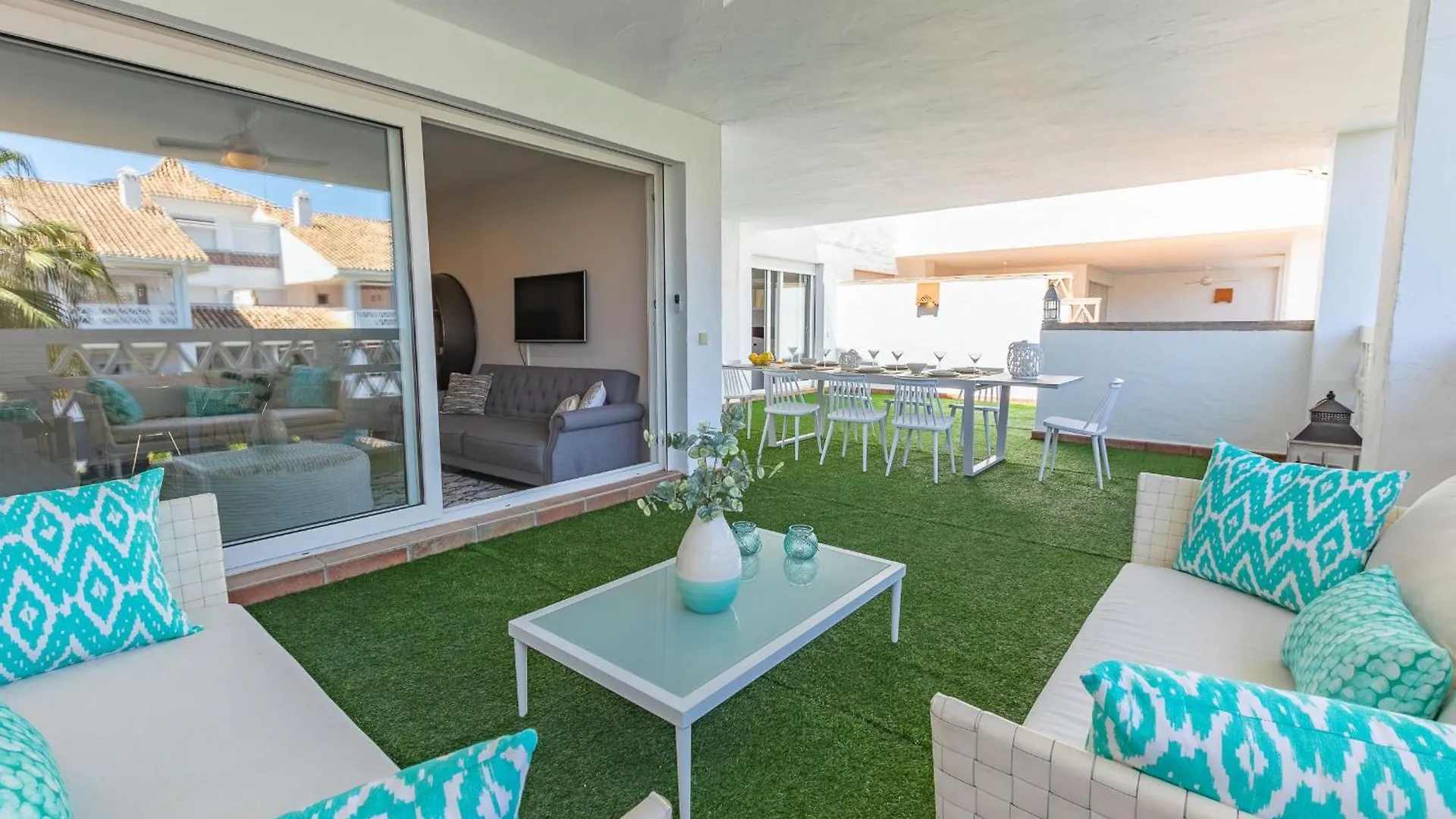 Vacation Marbella: Beachfront Duplex Penthouse with Sea View & Jacuzzi Apartment  Marbella